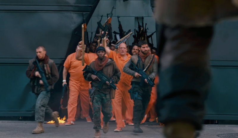 Illustration for article titled We break down the new Dark Knight Rises trailer, screencap by screencap